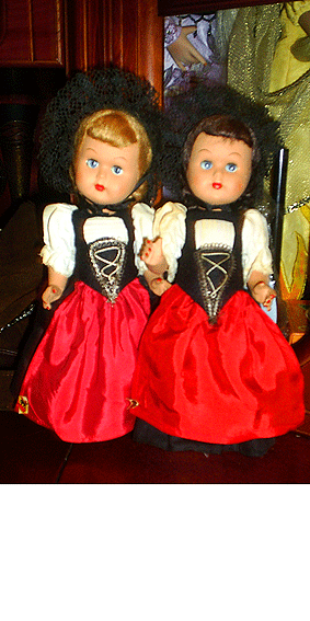 Антикварные куклы швейцарские - пара
